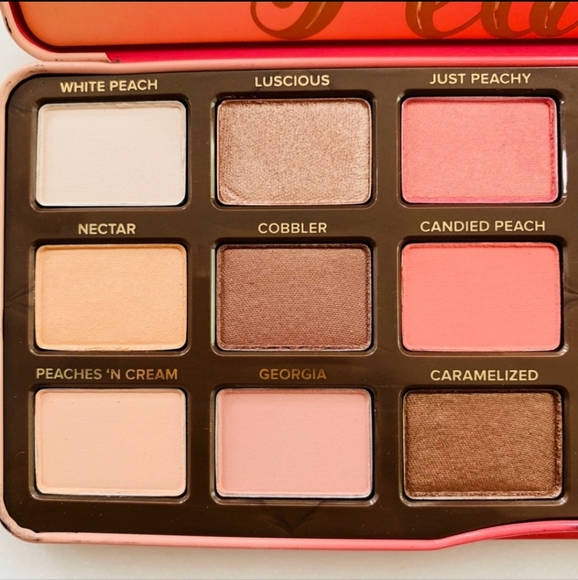 TOO FACED EYE SHADOW PALETTE - Picture 3 of 4
